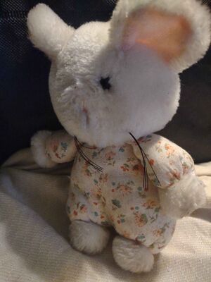 Mousey Antoinette Official Portrait 2025.jpg