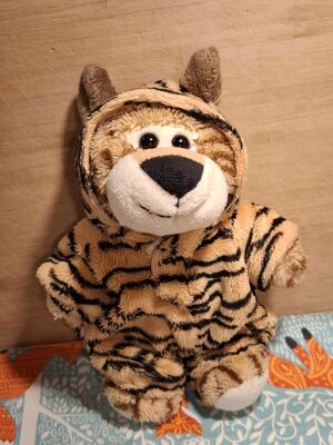 Caramella Crave Official Portrait 2026.jpg