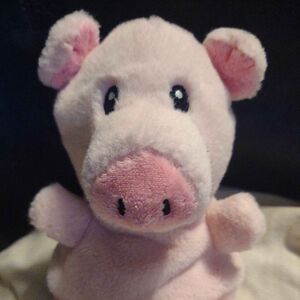 Pinky Official Portrait 2025 Square.jpg