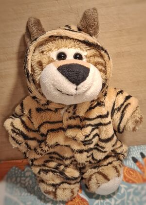 Caramella Official Portrait 2026.jpg